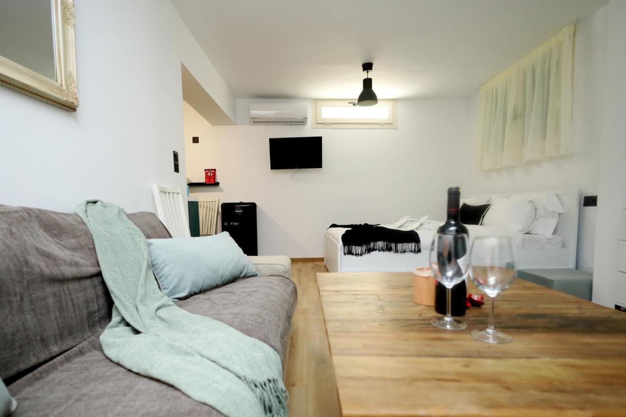 Menta Piperita Appartement Iraklion Buitenkant foto