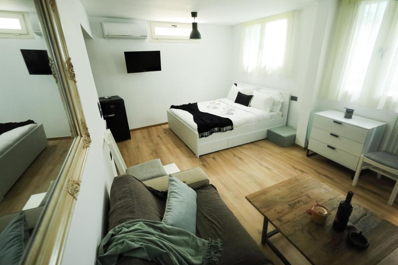 Menta Piperita Appartement Iraklion Buitenkant foto